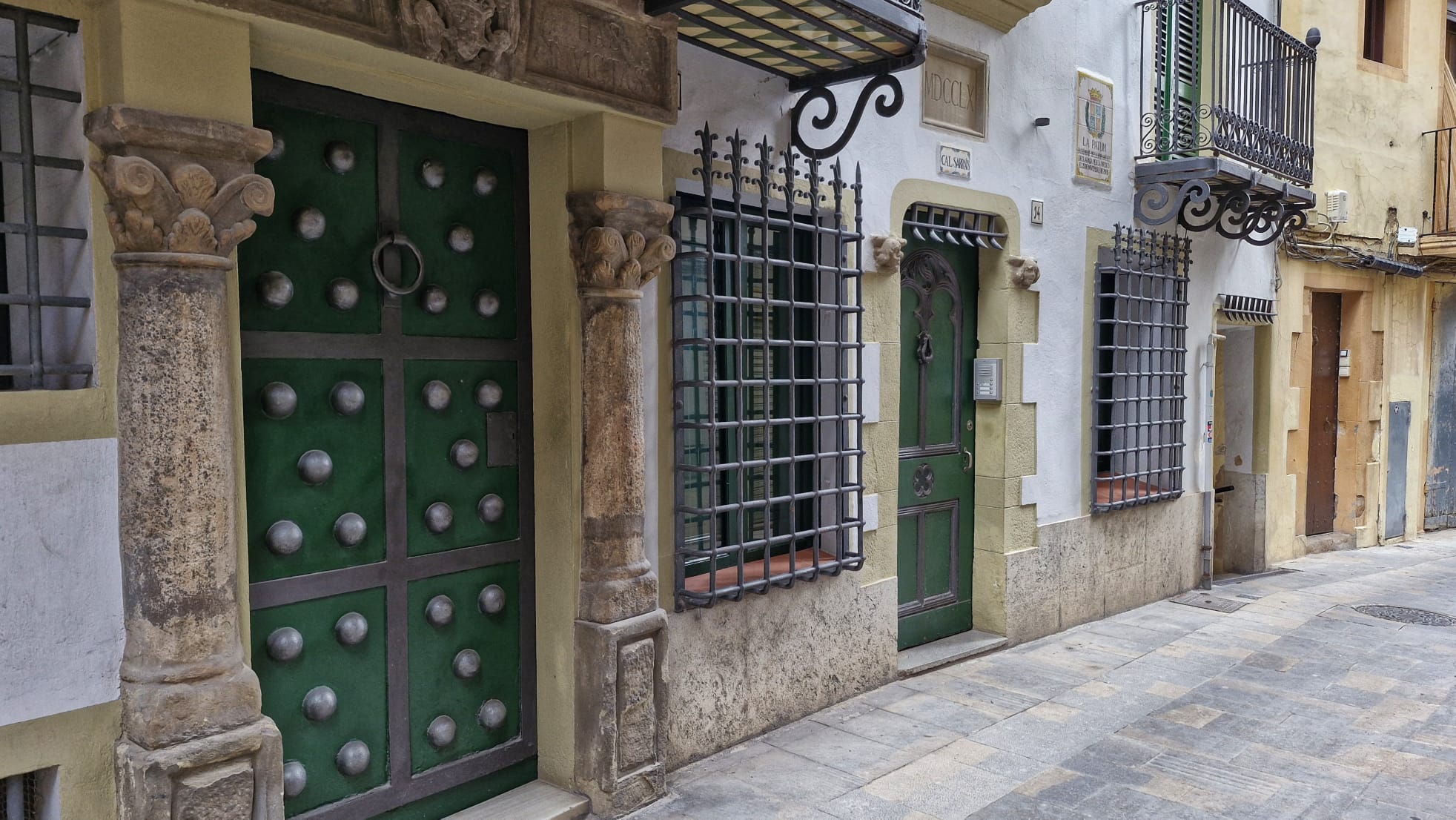 Cal Sarraís: la casa de l'armadura