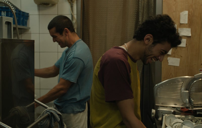 Fotograma de la pel·lícula 'Molt lluny' Fotograma de la pel·lícula 'Molt lluny'