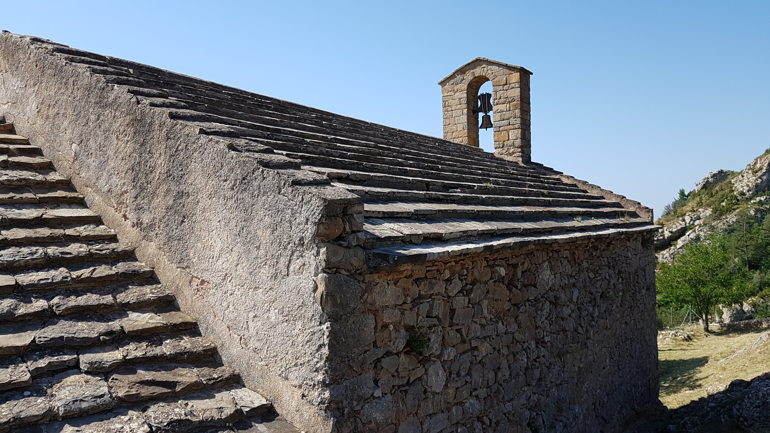Ruta guiada: Plenilunium a Sant Pere de Madrona  