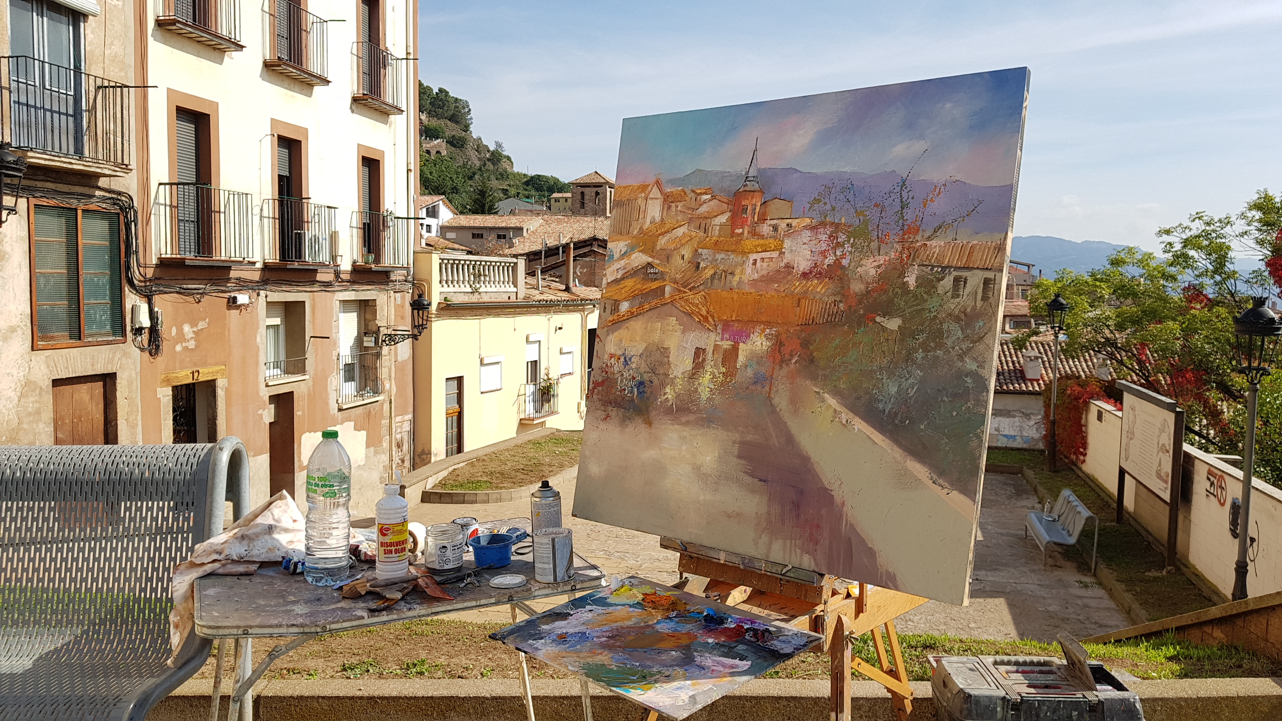 El Concurs de Pintura Ràpida de Tardor de Berga incorpora una categoria dedicada a les places del nucli antic i amplia l'àmbit on es poden pintar les obres   