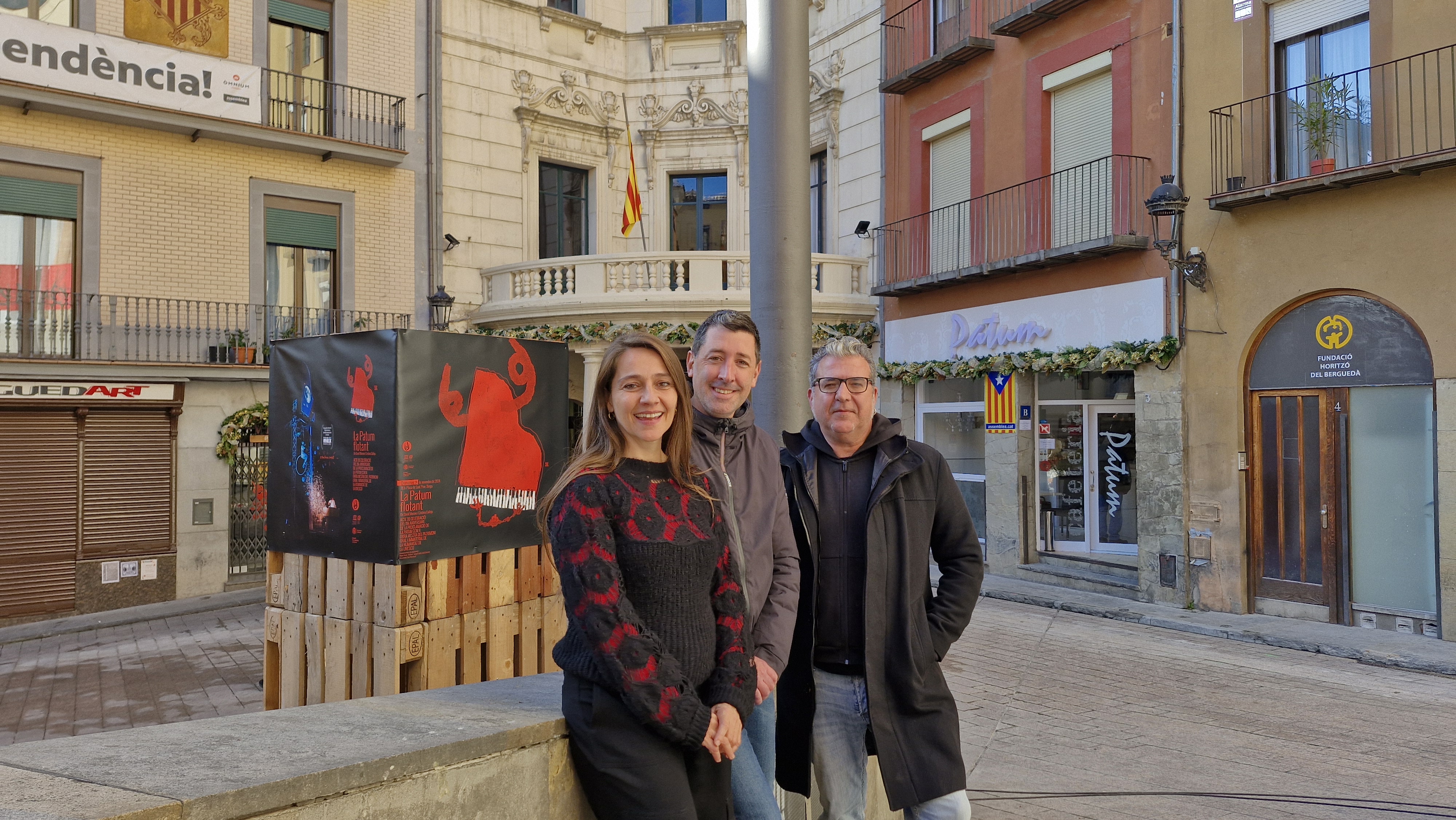 Berga estrena l'espectacle inèdit "La Patum flotant", dels guanyadors d'un premi Max, per celebrar l'aniversari de la proclamació com a Patrimoni de la Humanitat