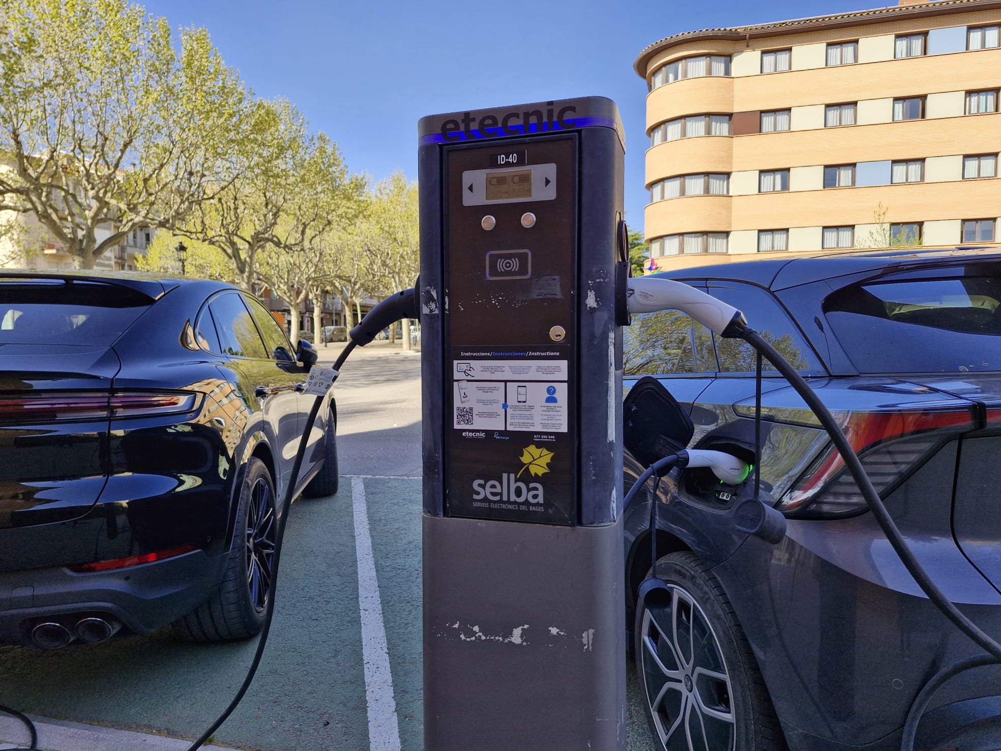 Berga implementa el pagament del servei de rec&agrave;rrega de vehicles el&egrave;ctrics i h&iacute;brids a partir del 13 d'abril