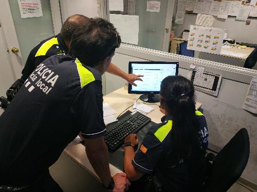 La Policia Local estrena un nou programa gestor de serveis per registrar amb detall les actuacions realitzades pels agents