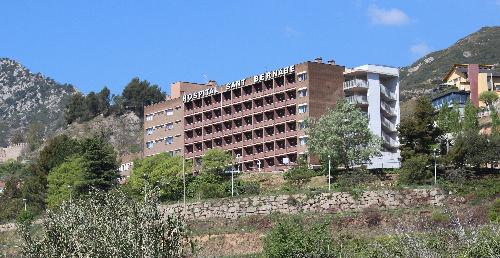 Noves mesures de seguretat a l'Hospital Sant Bernabé a causa de la pandèmia 